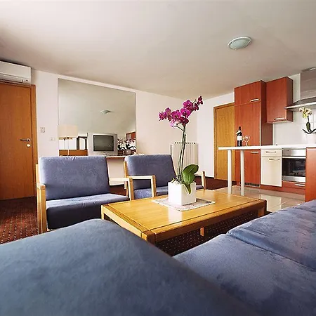 Park Hotel 3*