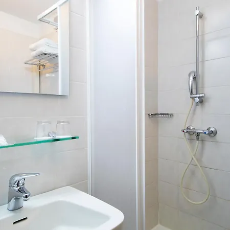 Park Hotel 3*