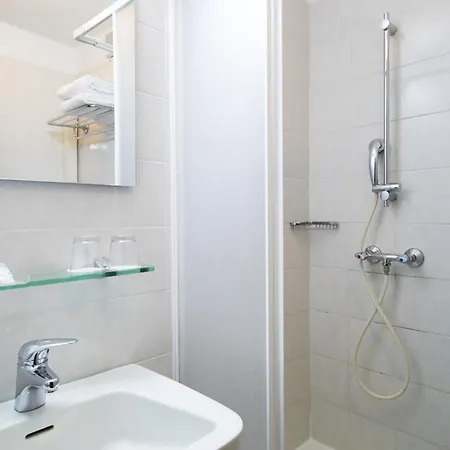 Park Hotel 3*