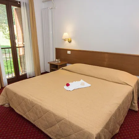 호텔 빌레 파크 포르토로즈