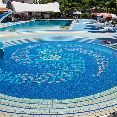 빌레 파크 호텔 포르토로즈